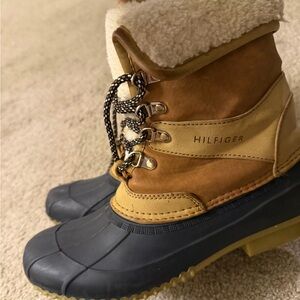 Tommy Hilfiger Brown and Tan Winter Boots